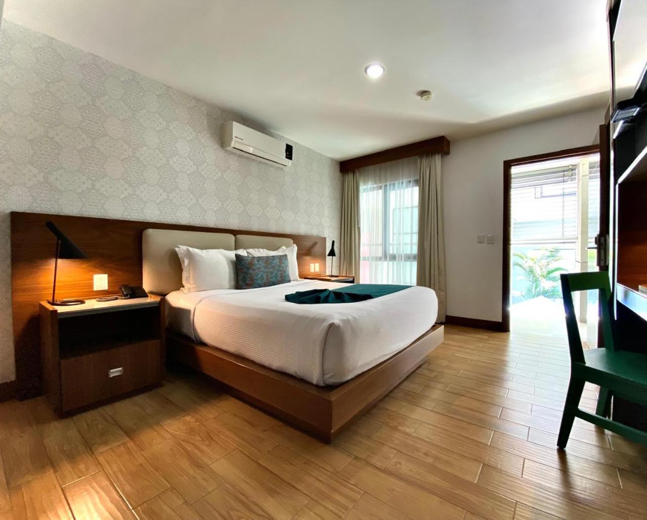 Standard Suite