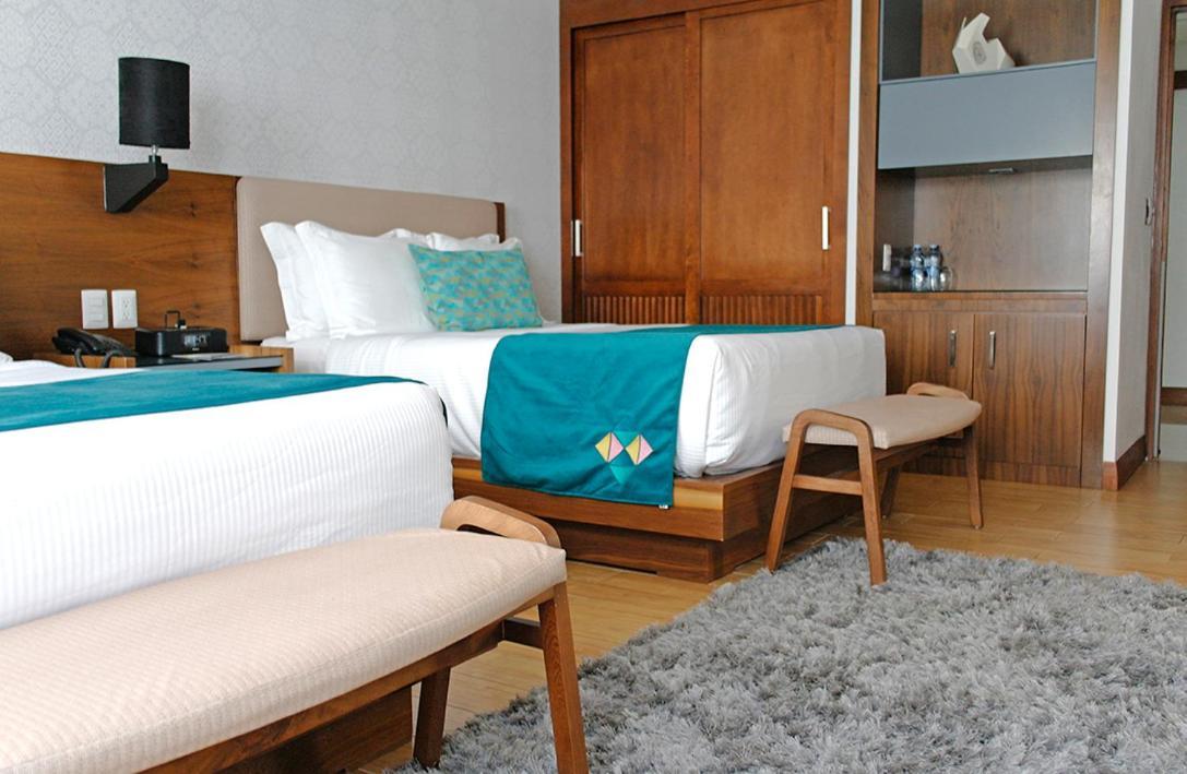 Standard Double Suite